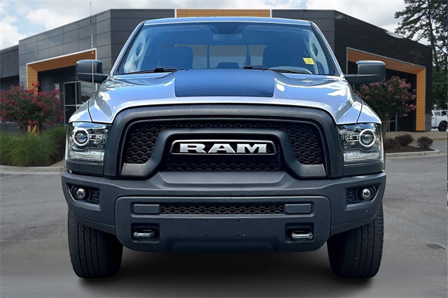2020 Ram 1500 Classic Warlock photo 2