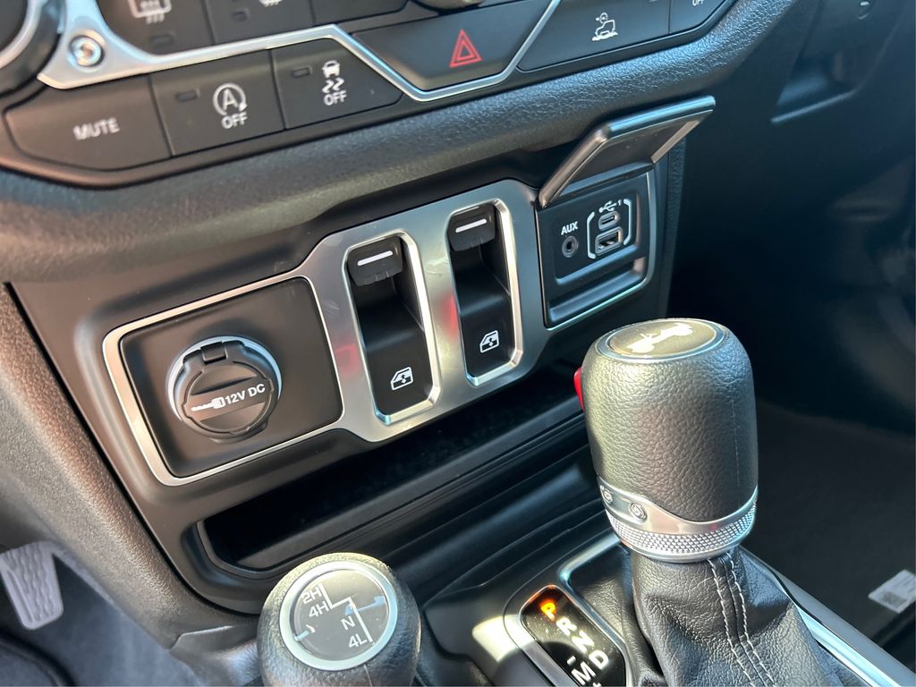 2025 Jeep Wrangler Two-Door Sport S photo 27