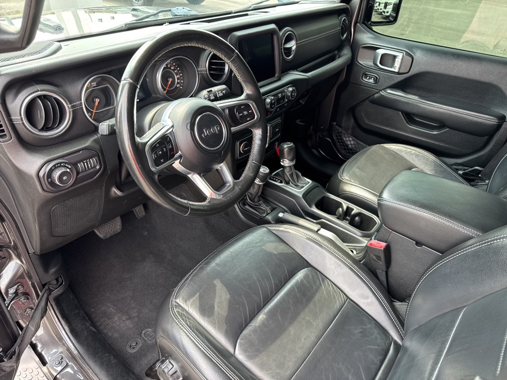 2018 Jeep Wrangler Unlimited Sahara photo 32