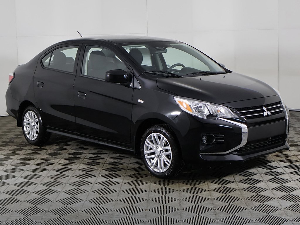 2024 Mitsubishi Mirage G4 LE photo 2