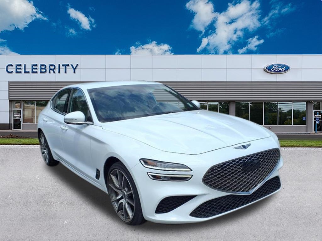 2022 GENESIS G70 Standard's photo