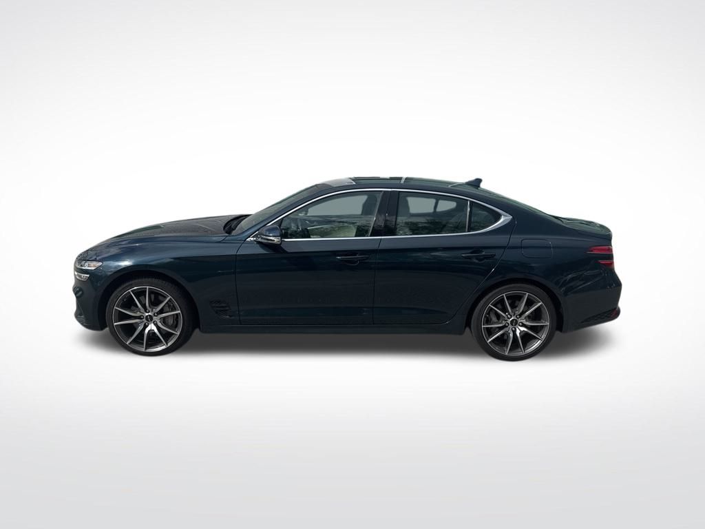 2024 Genesis G70 2.5T photo 9