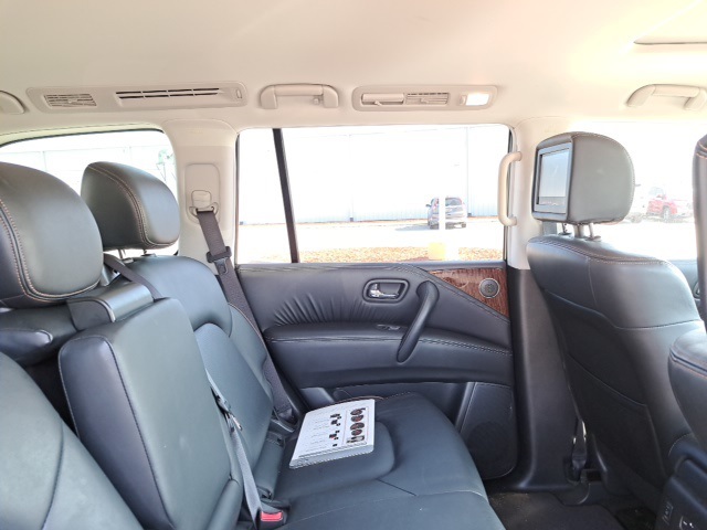 2019 Nissan Armada Platinum photo 6