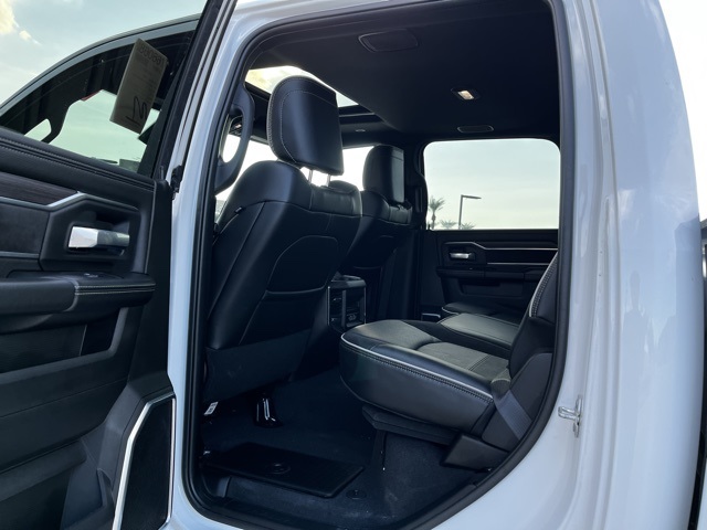 2025 Ram 2500 Laramie photo 14