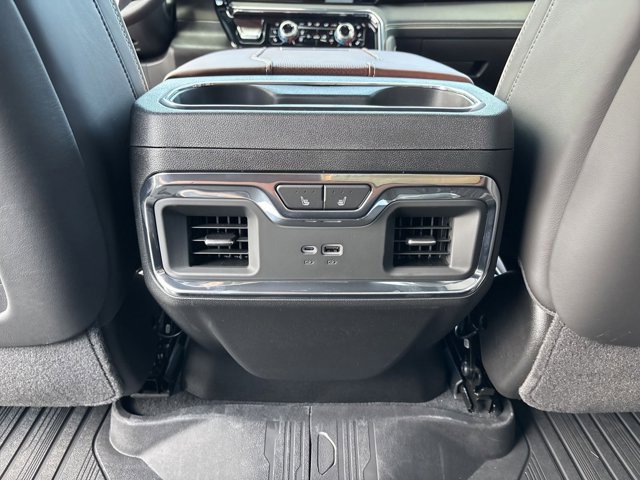 2025 Gmc Sierra 3500 HD Denali Ultimate photo 27