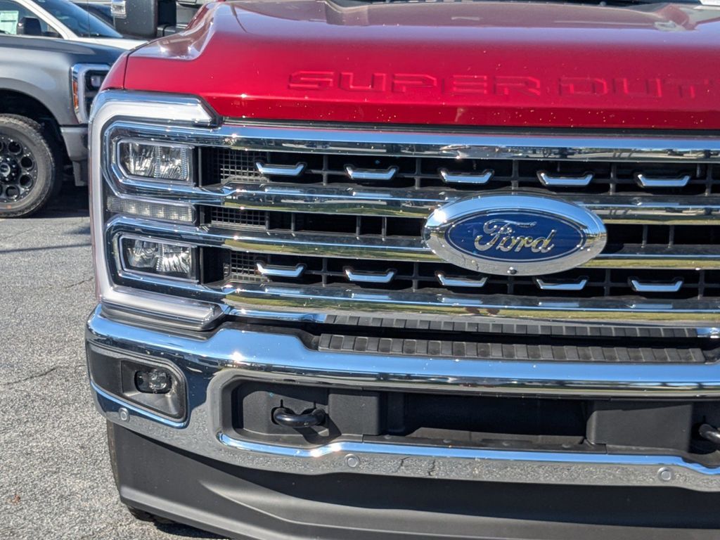 2025 Ford F-350 Lariat photo 10