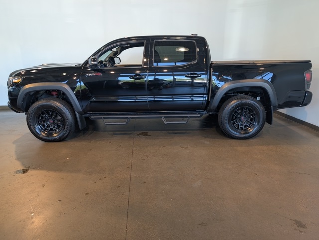 2021 Toyota Tacoma TRD Pro photo 3