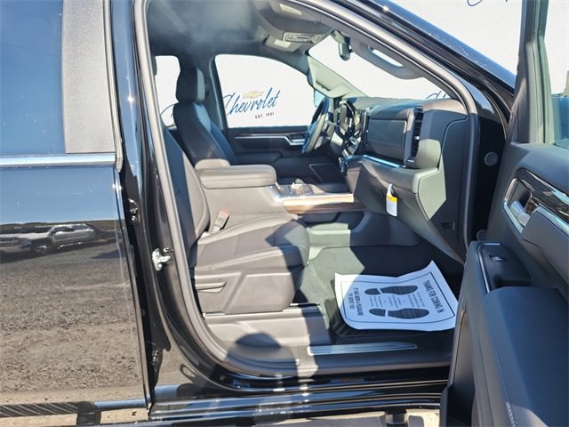2025 Chevrolet Silverado 2500HD LT photo 12