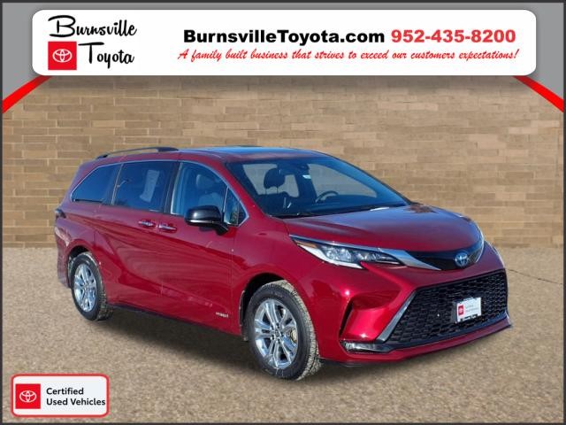2021 toyota sienna xse awd passenger van