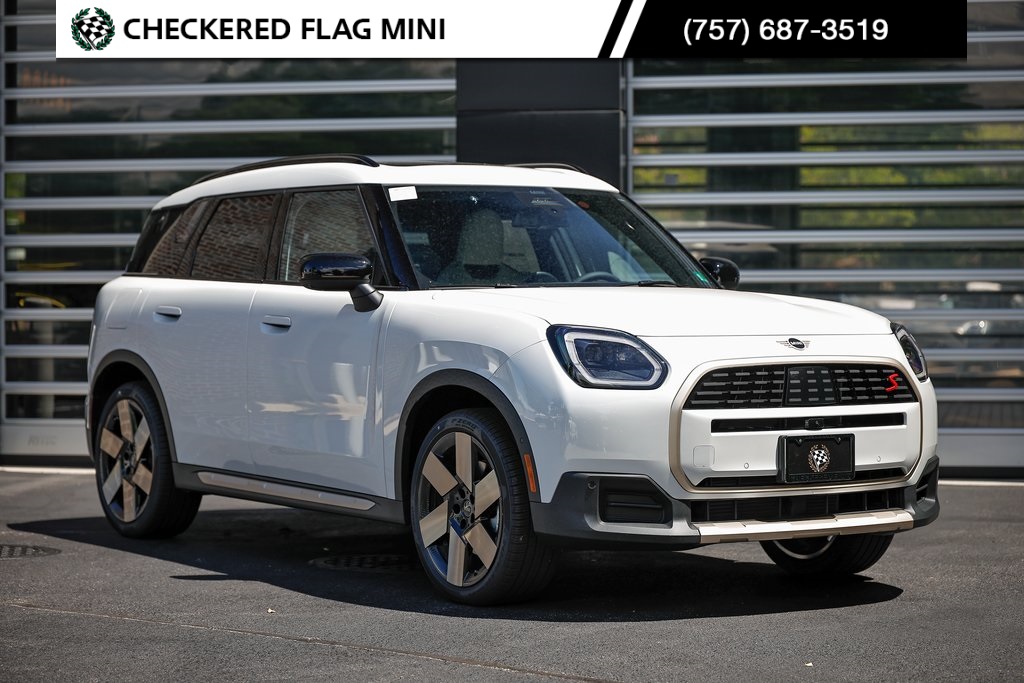 2025 MINI Countryman S's photo