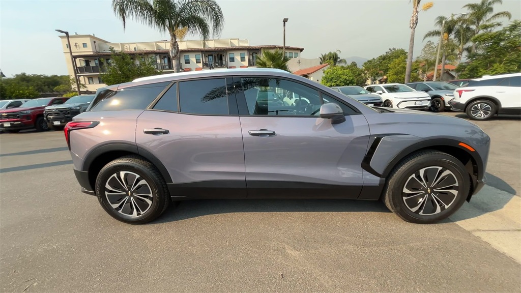 2025 Chevrolet Blazer EV photo 9