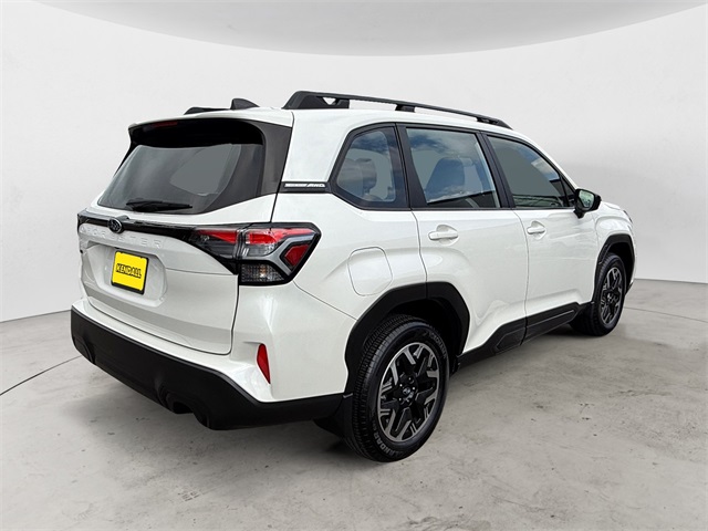 2025 Subaru Forester Base photo 4