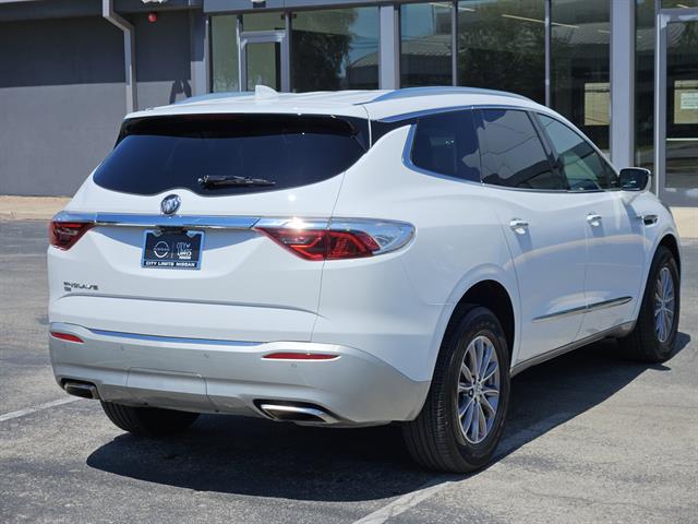2024 Buick Enclave Premium photo 3