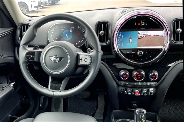 2024 Mini Cooper Signature photo 4