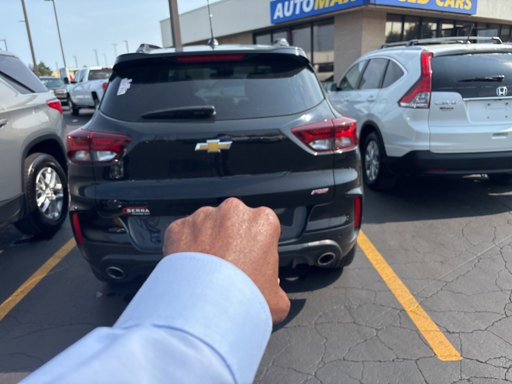 2022 Chevrolet Trailblazer RS photo 2