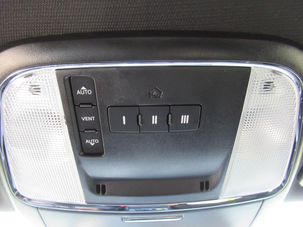 2023 Dodge Charger R/T photo 26