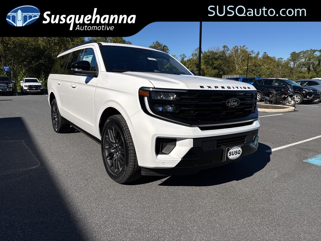 2025 Ford Expedition Platinum's photo