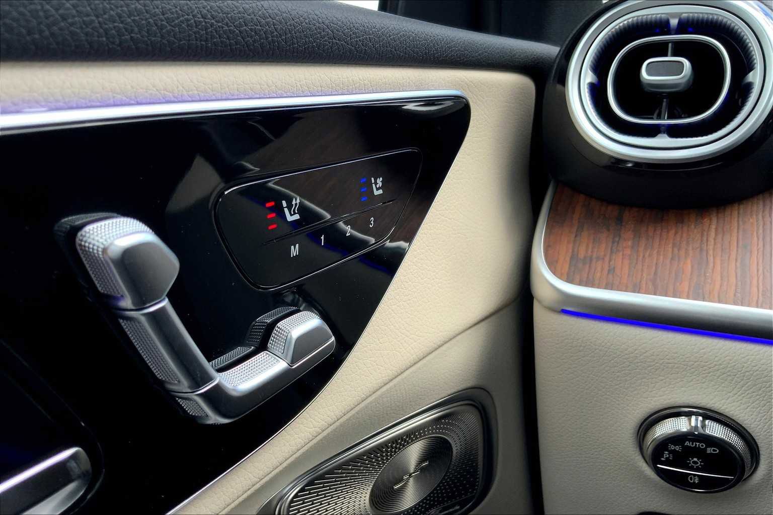 2026 Mercedes Benz GLC 300 4MATIC photo 24