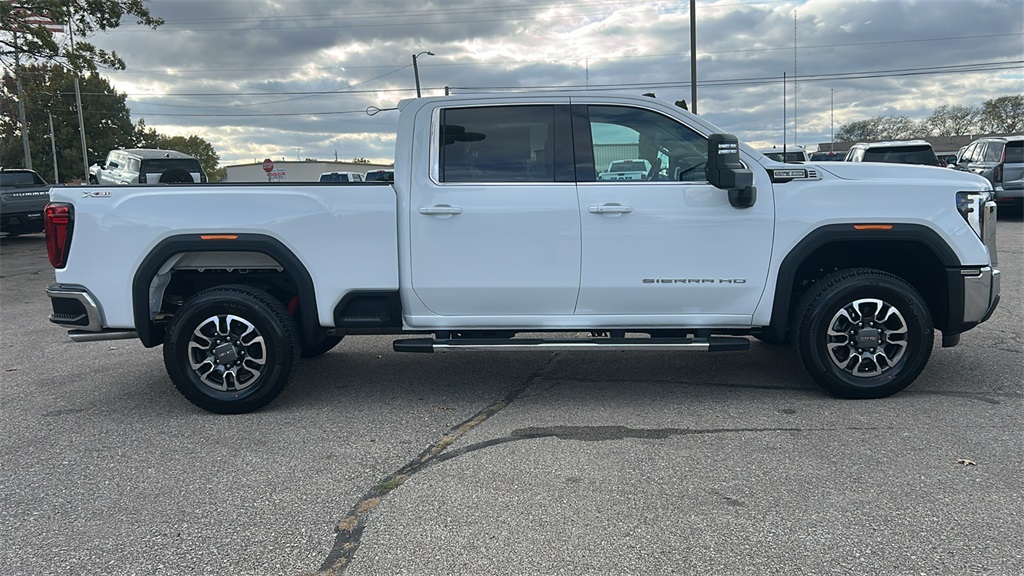 2026 Gmc Sierra 2500 HD SLE photo 2