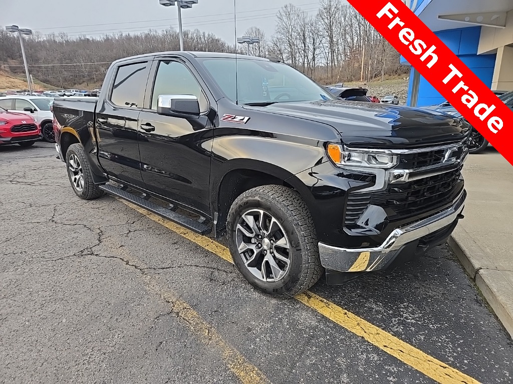 2022 Chevrolet Silverado 1500 LT's photo