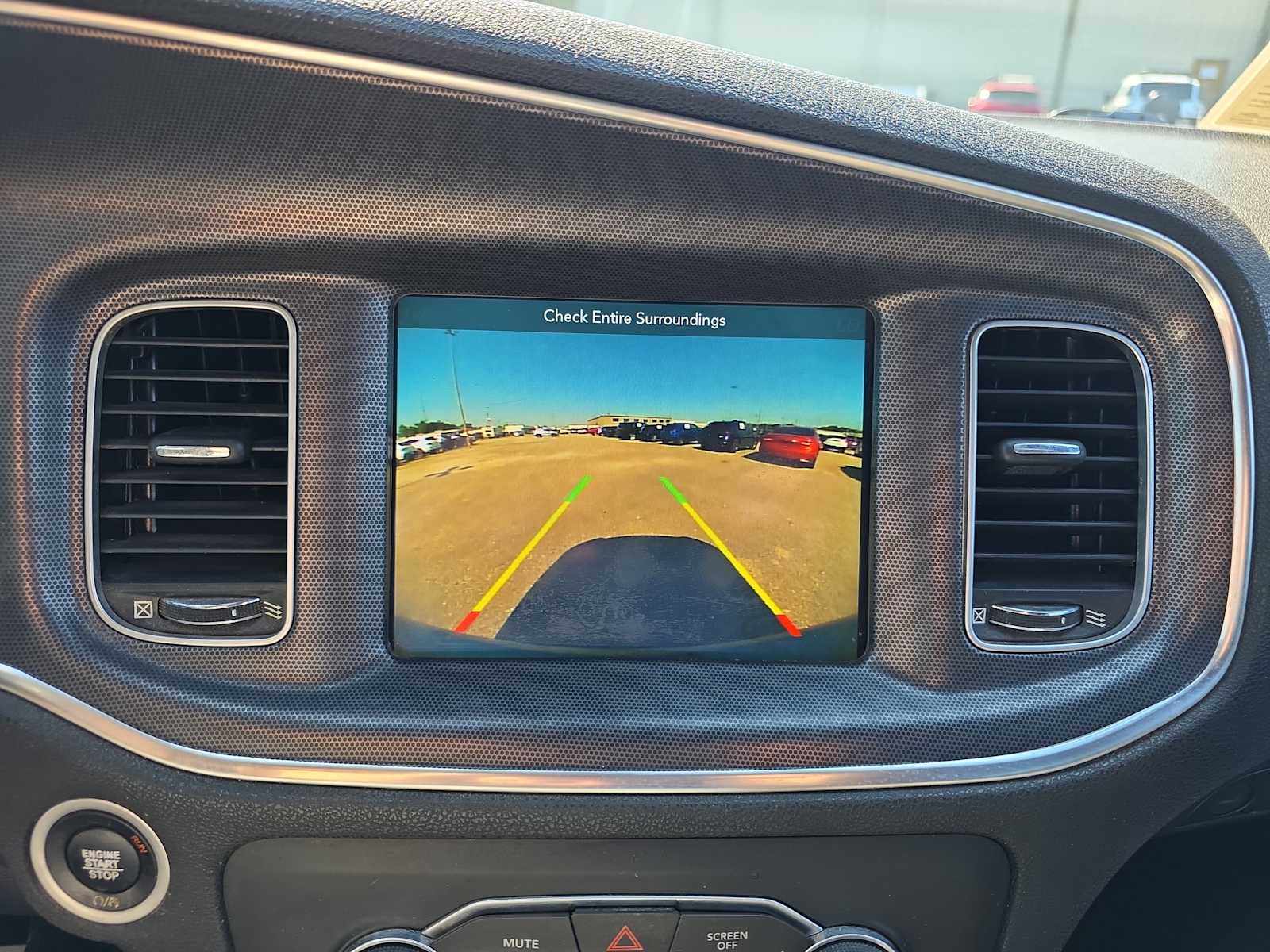 2018 Dodge Charger SXT Plus photo 13