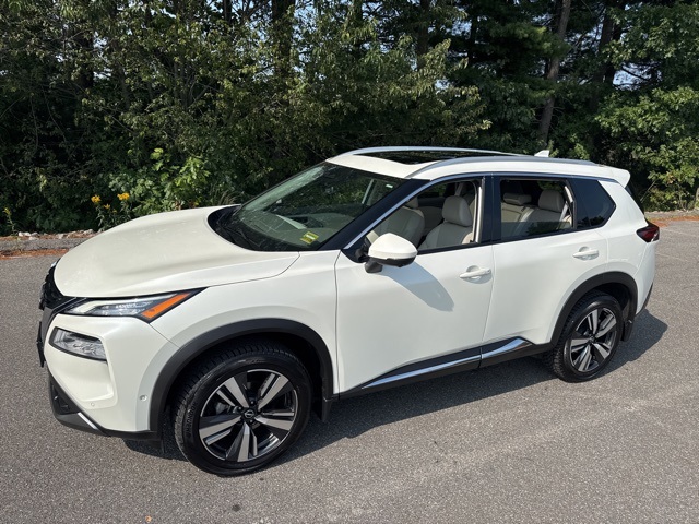 2023 Nissan Rogue SL photo 32