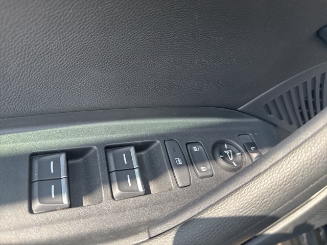 2023 Acura TLX Base photo 14