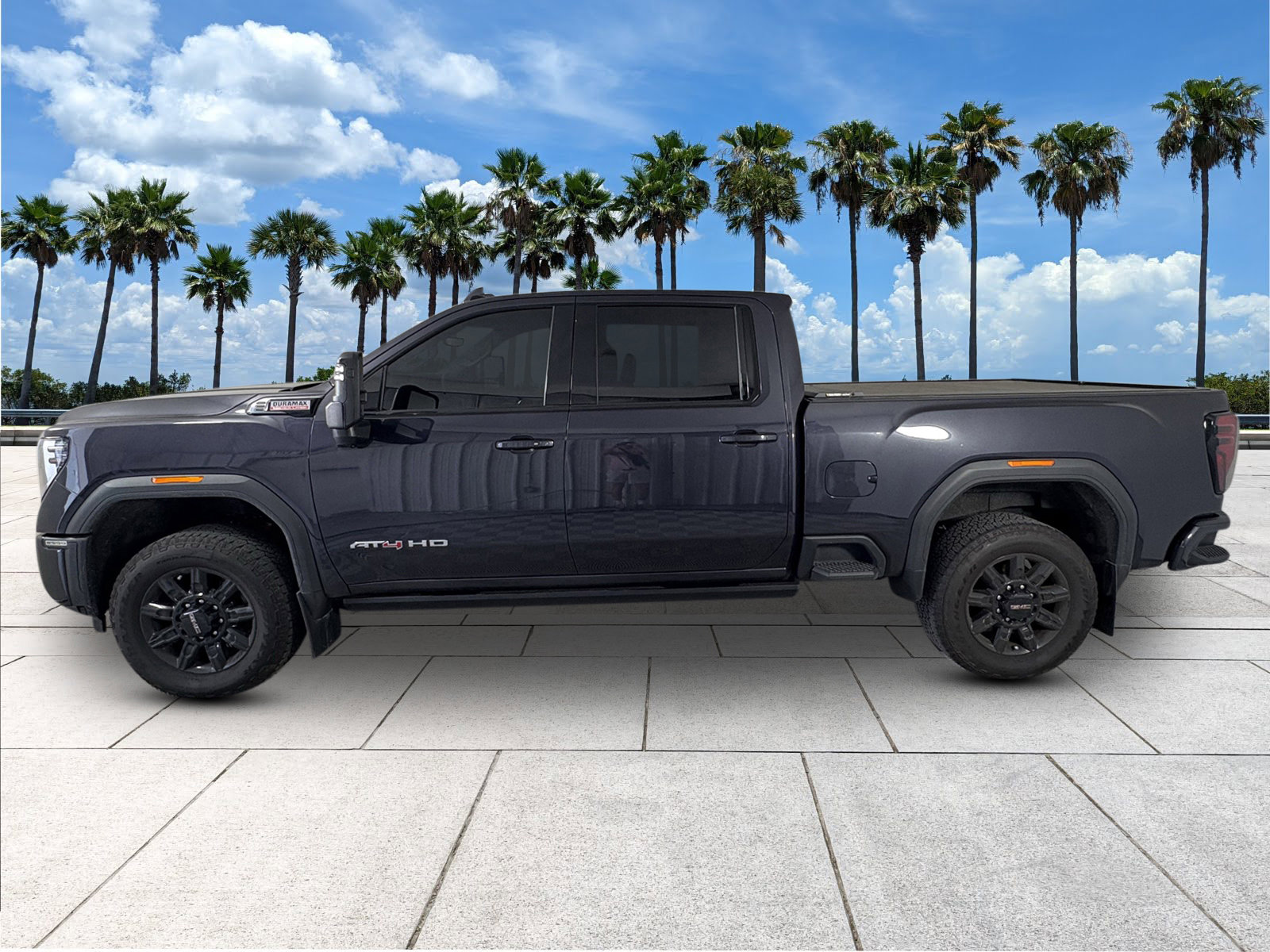 2024 Gmc Sierra HD AT4 photo 2