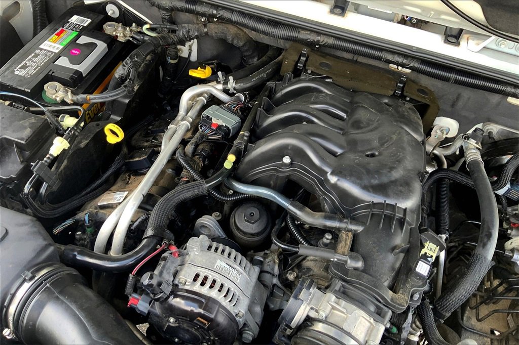 2013 Jeep Wrangler Unlimited Sahara photo 28
