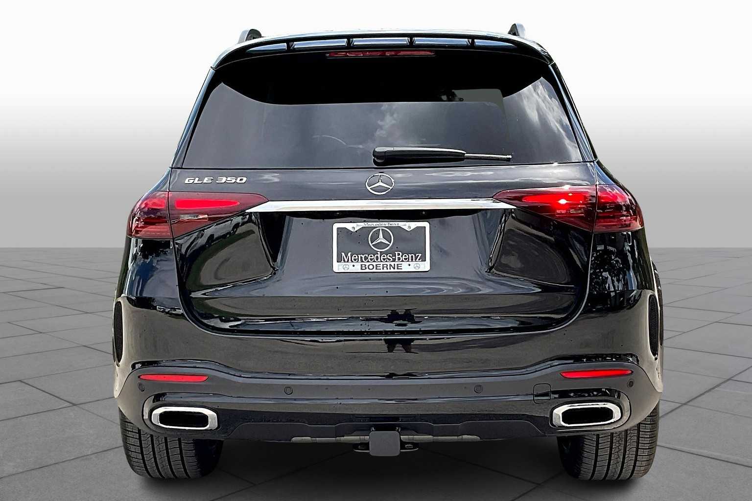2025 Mercedes Benz GLE 350 4MATIC photo 2