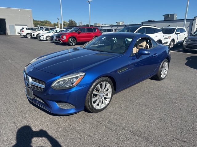 2017 Mercedes Benz SLC 300 photo 2