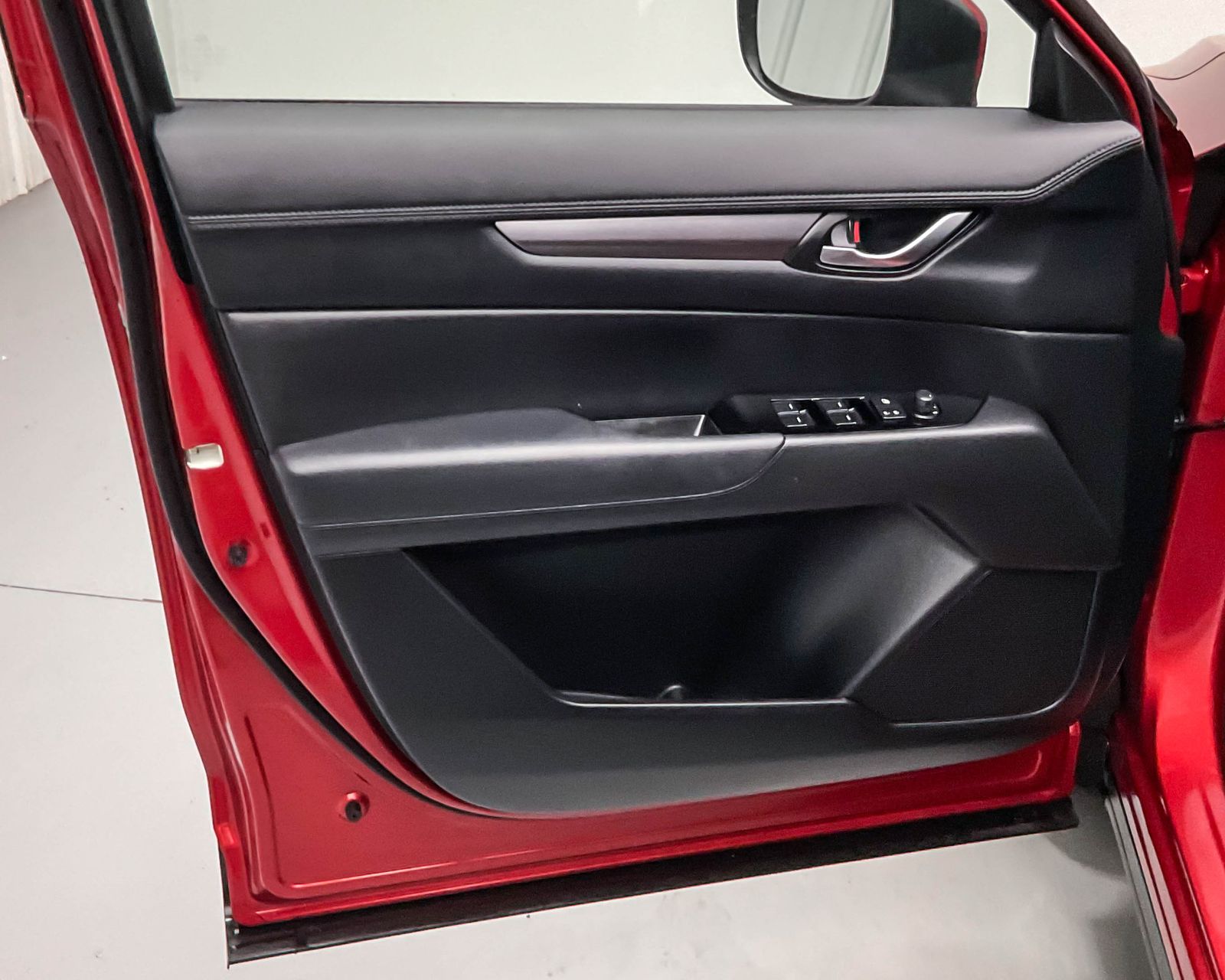 2023 Mazda CX-5 2.5 S Preferred photo 9
