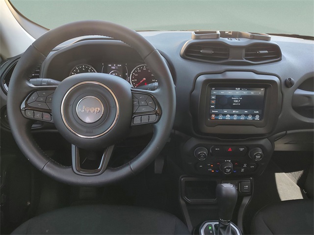 2020 Jeep Renegade Altitude photo 8