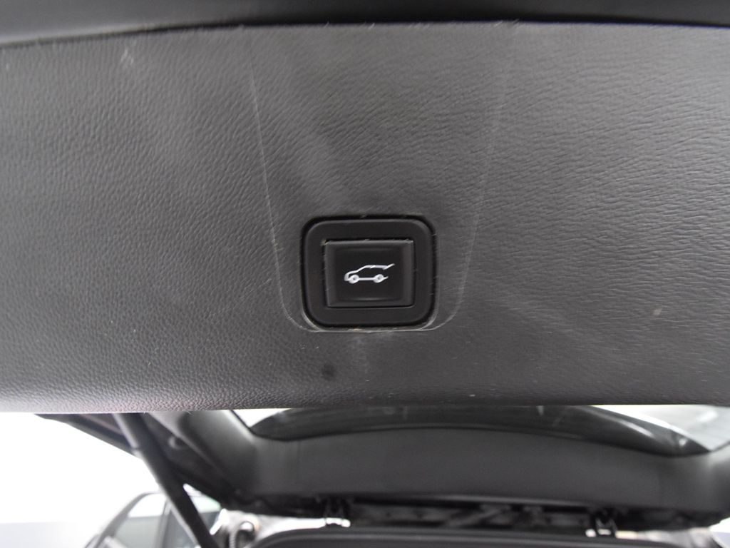 2023 Chevrolet Traverse RS photo 37