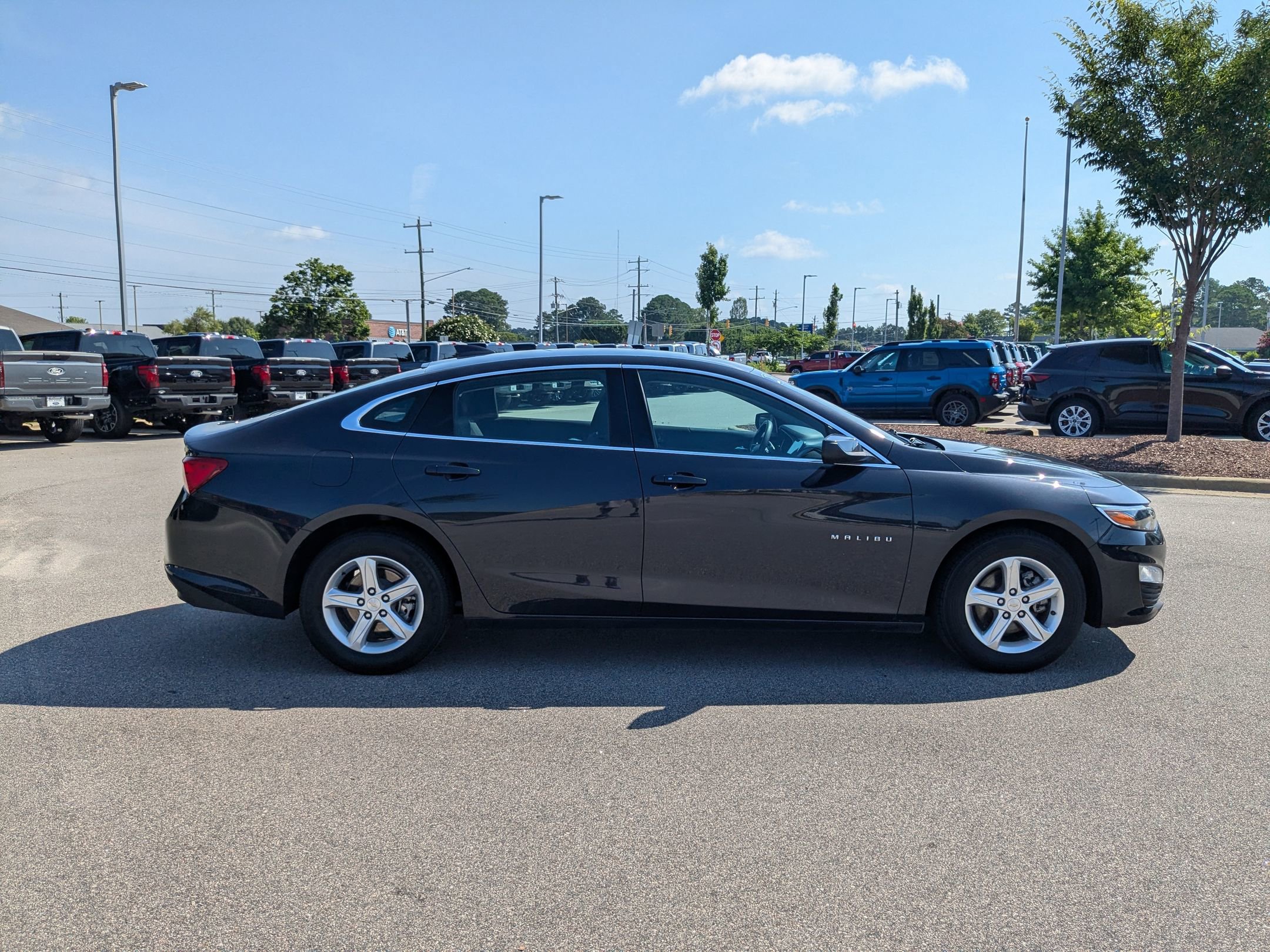 2023 Chevrolet Malibu 1LT photo 6