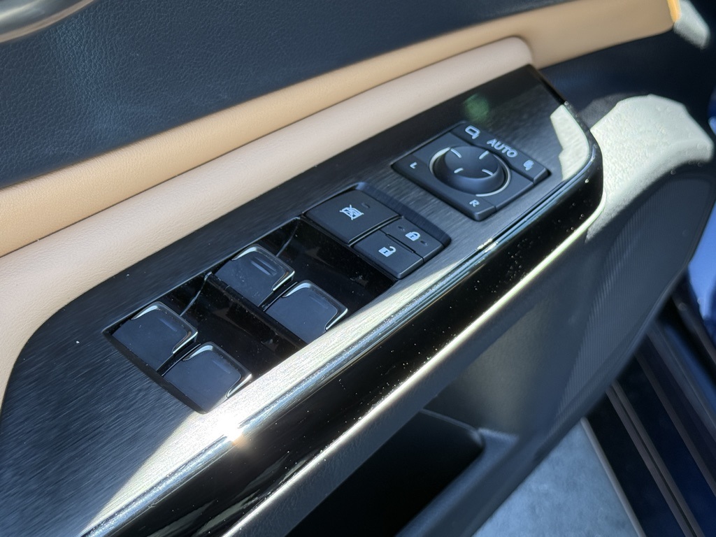 2023 Lexus ES 350 photo 14