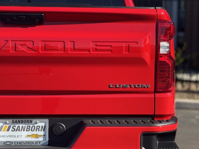 2025 Chevrolet Silverado 1500 Custom photo 6