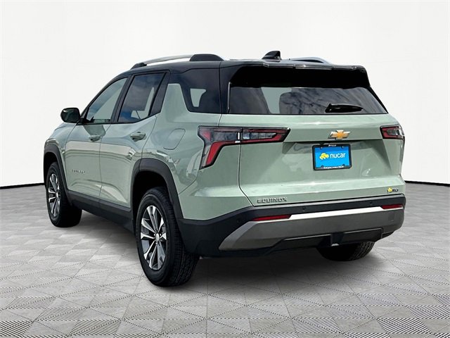 2026 Chevrolet Equinox LT photo 4