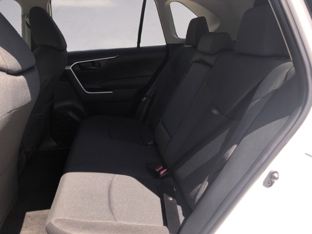 2024 Toyota RAV4 Hybrid LE photo 12