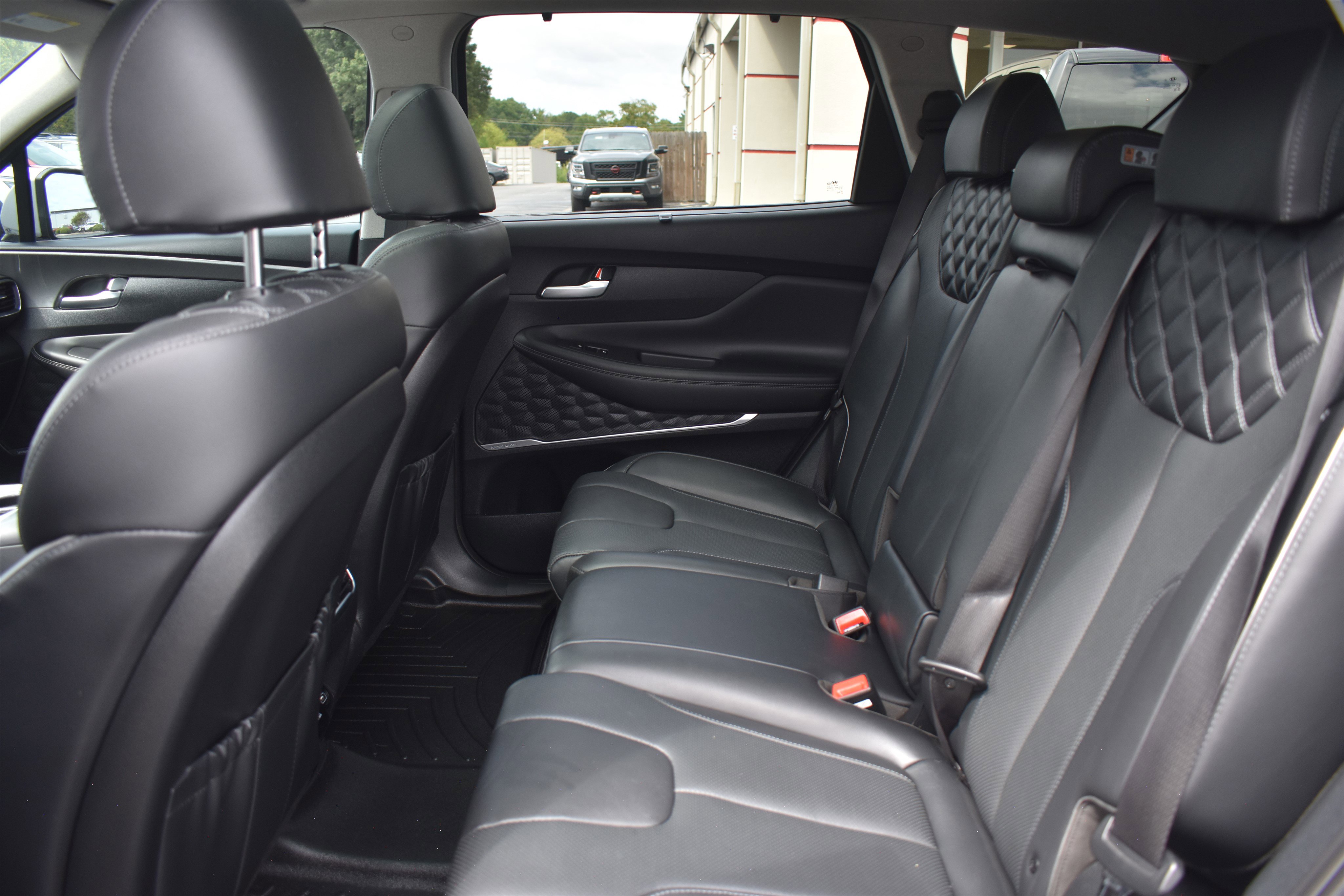 2022 Hyundai Santa Fe Limited photo 4