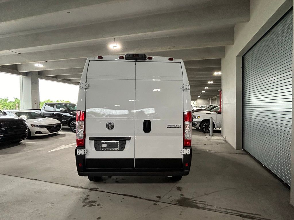 2025 Ram ProMaster 1500 SLT Cargo Van High Roof photo 3