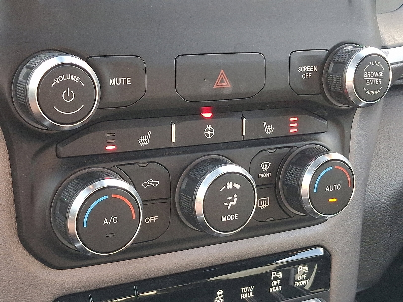 2022 Ram 1500 Big Horn photo 13
