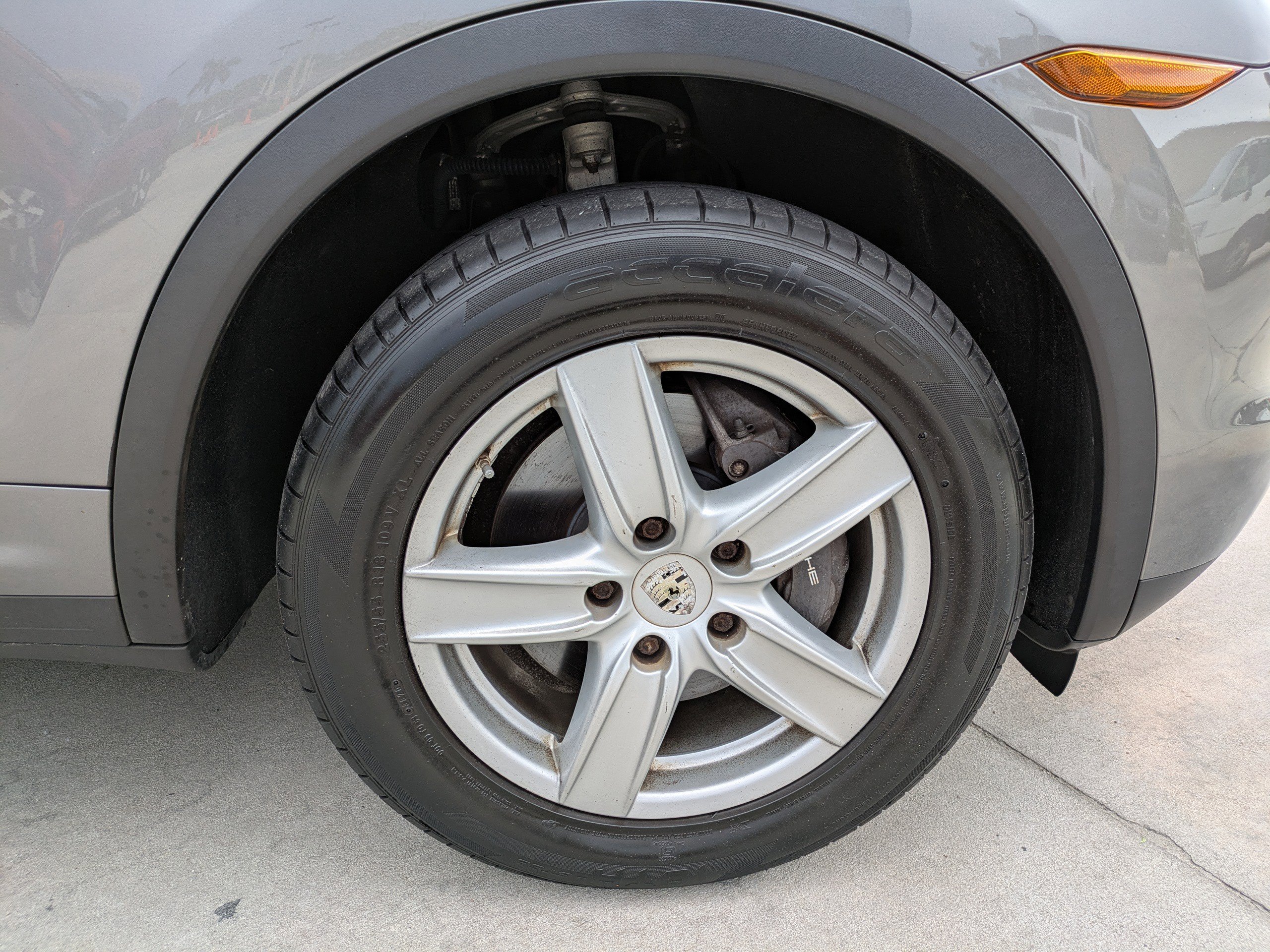 2011 Porsche Cayenne photo 8