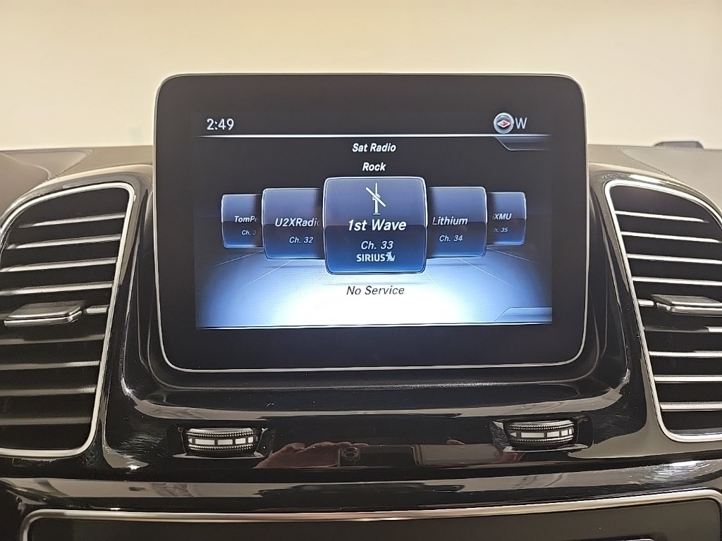 2018 Mercedes Benz GLS 450 4MATIC photo 16