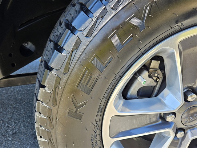 2022 Jeep Wrangler Unlimited Sahara photo 16