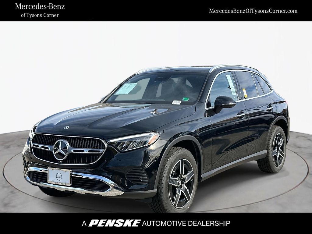 2026 Mercedes-Benz GLC Base's photo