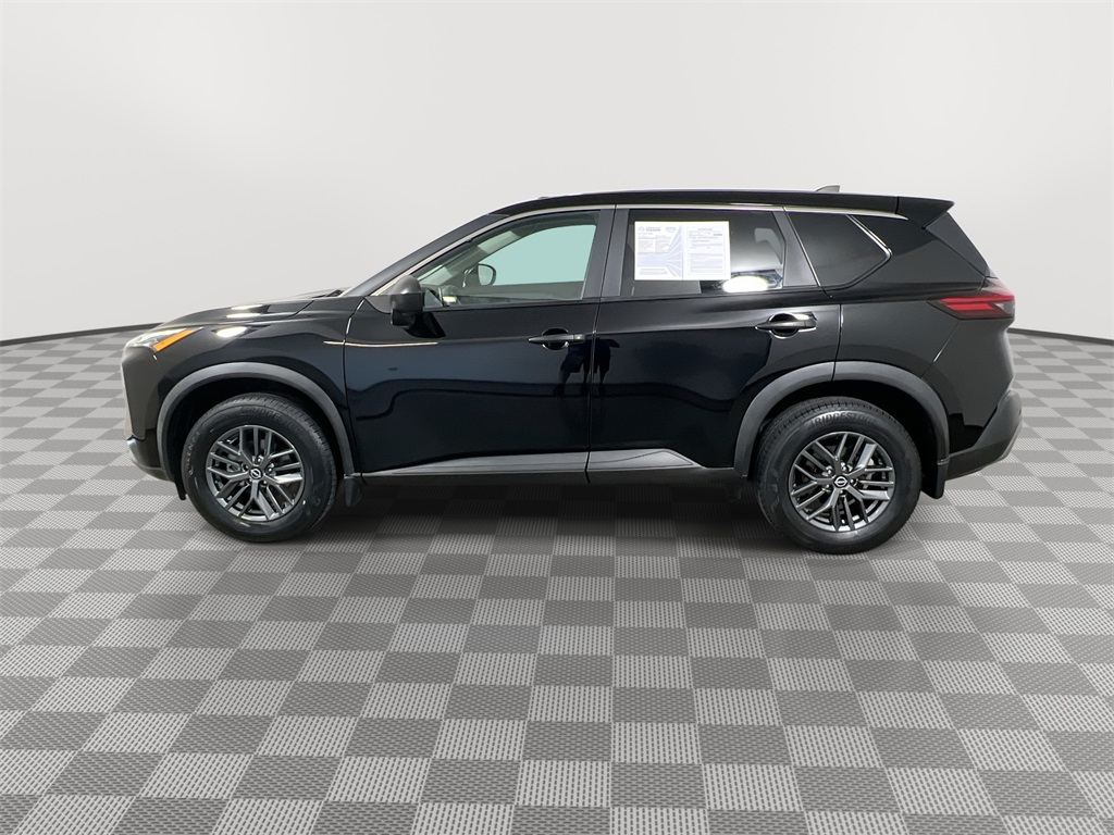 2023 Nissan Rogue S photo 2