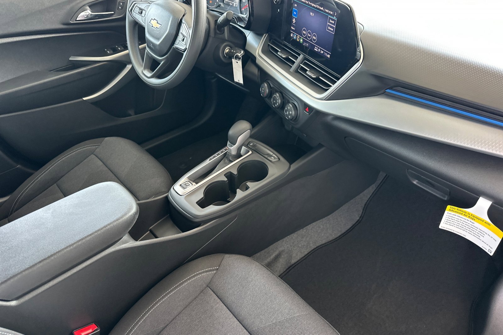 2025 Chevrolet Trax LS photo 14