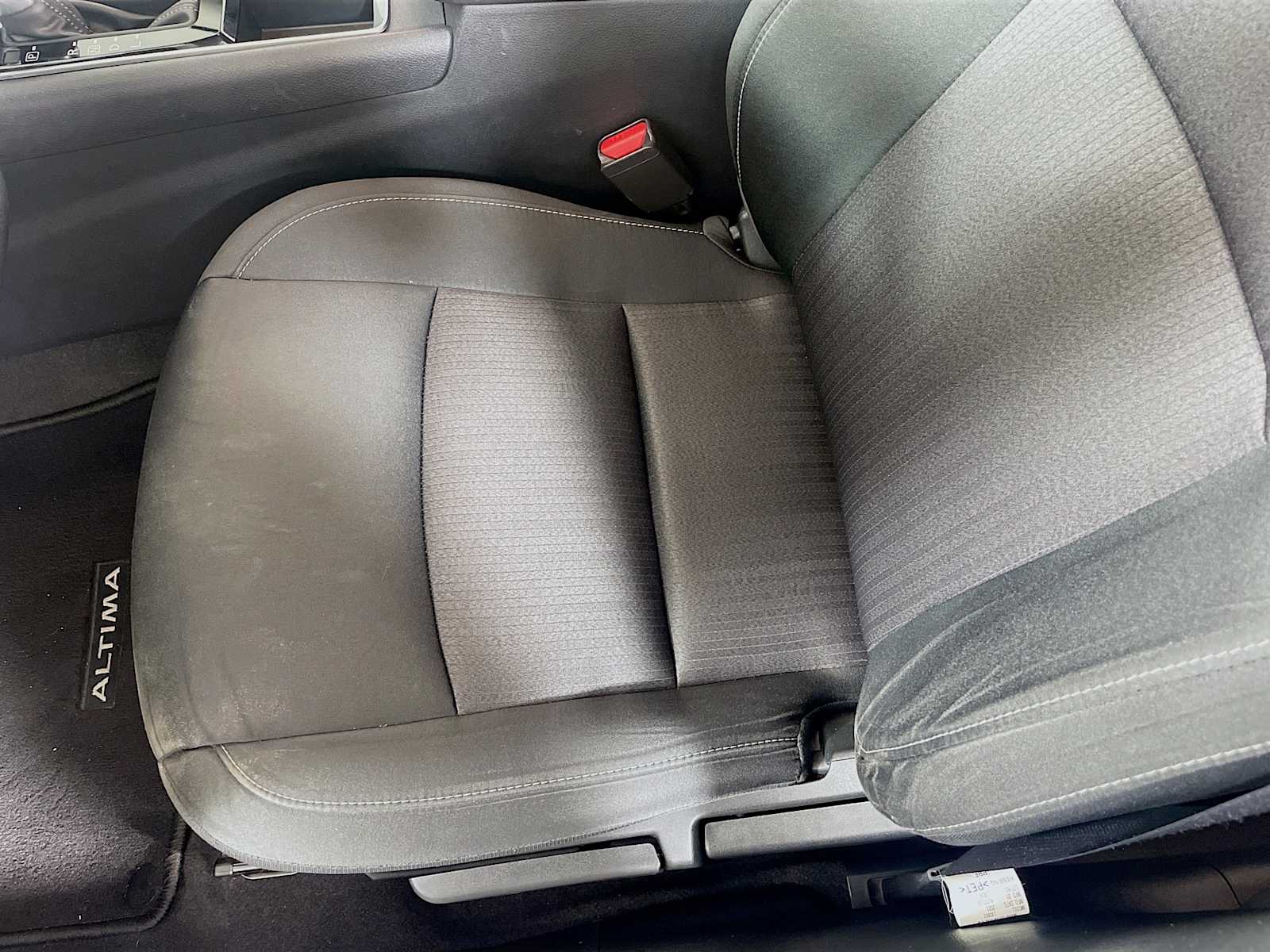 2021 Nissan Altima 2.5 S photo 16