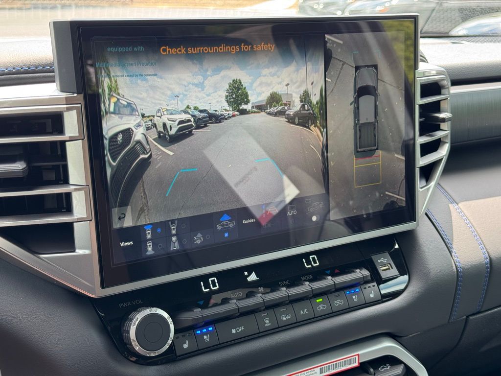 2025 Toyota Tundra Platinum CrewMax photo 26